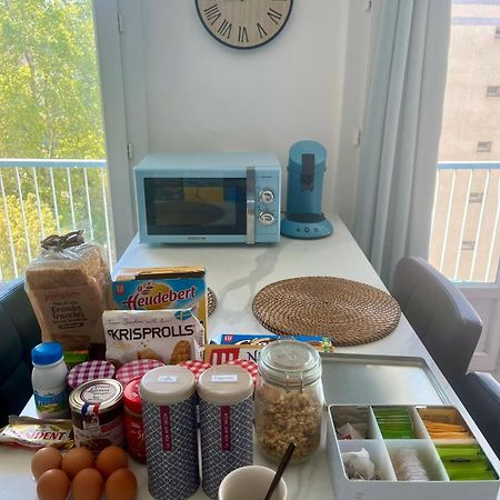 Chambre Privee Dans Un Appartement Partage Villeurbanne Zewnętrze zdjęcie
